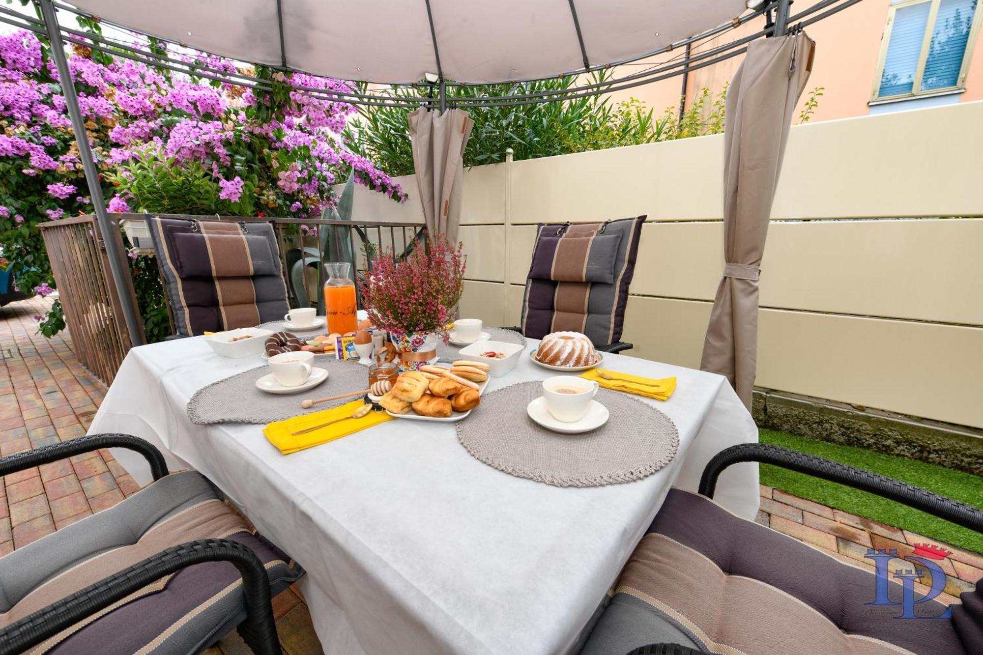 Desenzanoloft Official Partner Marriott Homes & Villas - Garden & Pool Desenzano del Garda Luaran gambar