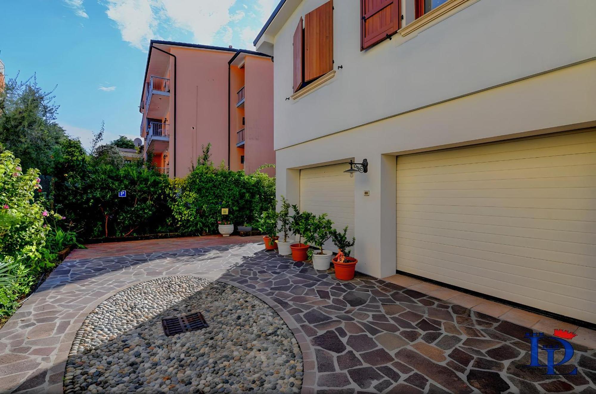 Desenzanoloft Official Partner Marriott Homes & Villas - Garden & Pool Desenzano del Garda Luaran gambar